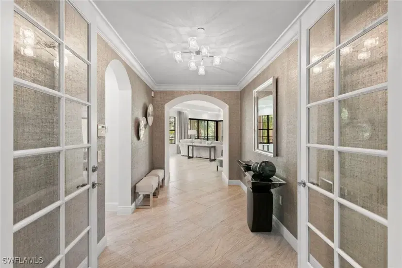 Picture of 2733 Tiburon Blvd E 102, Naples FL 34109