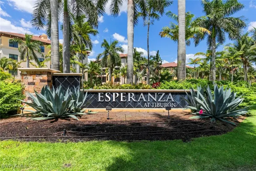 Picture of 2733 Tiburon Blvd E 102, Naples FL 34109