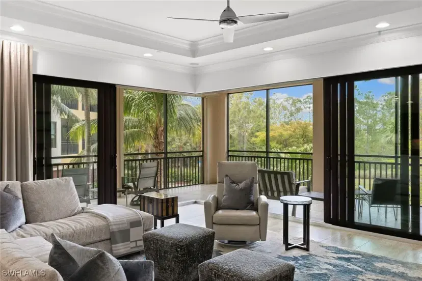 Picture of 2733 Tiburon Blvd E 102, Naples FL 34109