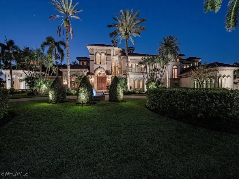 Picture of 9663 Mashie Ct, Naples FL 34108