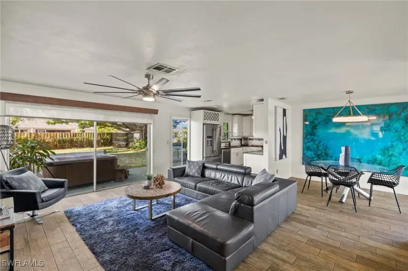 Picture of 1526 SE 42Nd St, Cape Coral FL 33904