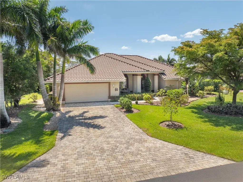 Picture of 9895 El Greco Cir, Bonita Springs, FL 34135