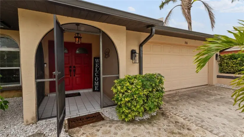 Picture of 306 SE 21St Ln, Cape Coral FL 33990
