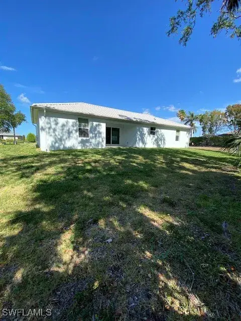 Picture of 200 Cays Dr, Naples FL 34114