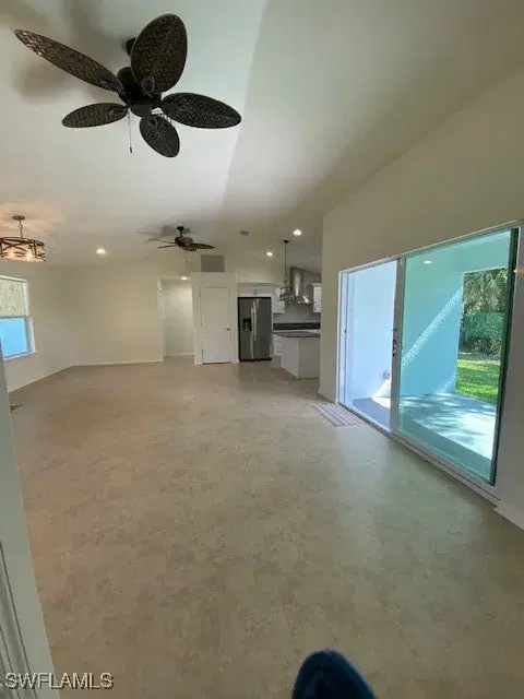 Picture of 200 Cays Dr, Naples FL 34114