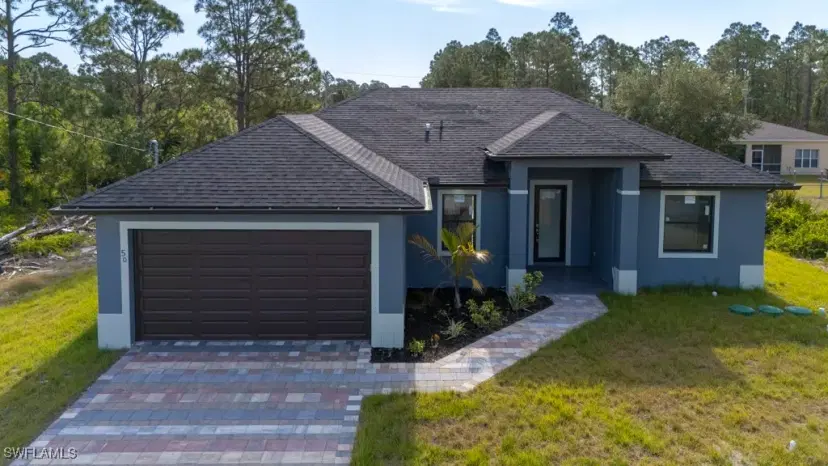 Picture of 509 Cottonwood Ave S, Lehigh Acres FL 33974