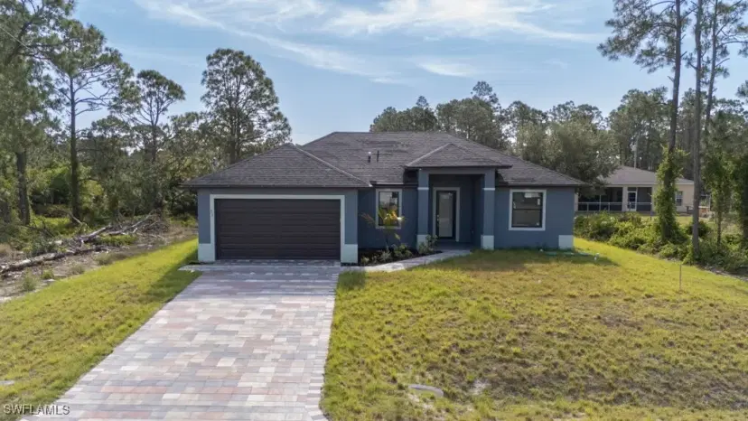 Picture of 509 Cottonwood Ave S, Lehigh Acres FL 33974