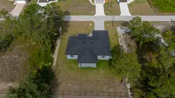 Picture of 509 Cottonwood Ave S, Lehigh Acres, FL 33974