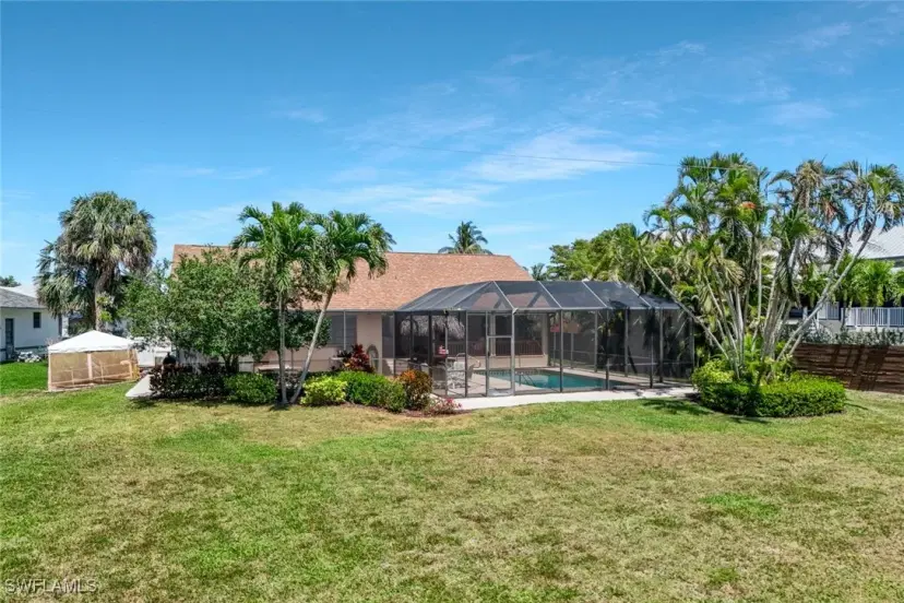 Picture of 116 Sharwood Dr, Naples FL 34110