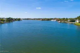 Picture of 600 Galleon Dr, Naples, FL 34102