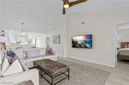 Picture of 10682 Gulf Shore Dr C301, Naples, FL 34108