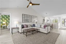 Picture of 10682 Gulf Shore Dr C301, Naples, FL 34108