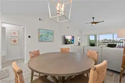 Picture of 10682 Gulf Shore Dr C301, Naples, FL 34108