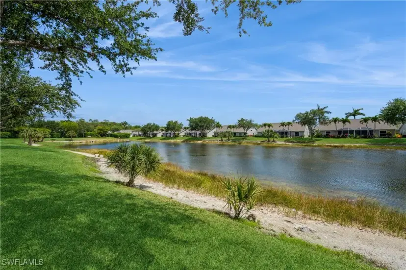 Picture of 6171 Mandalay Cir 28, Naples FL 34112