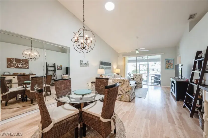 Picture of 6171 Mandalay Cir 28, Naples FL 34112