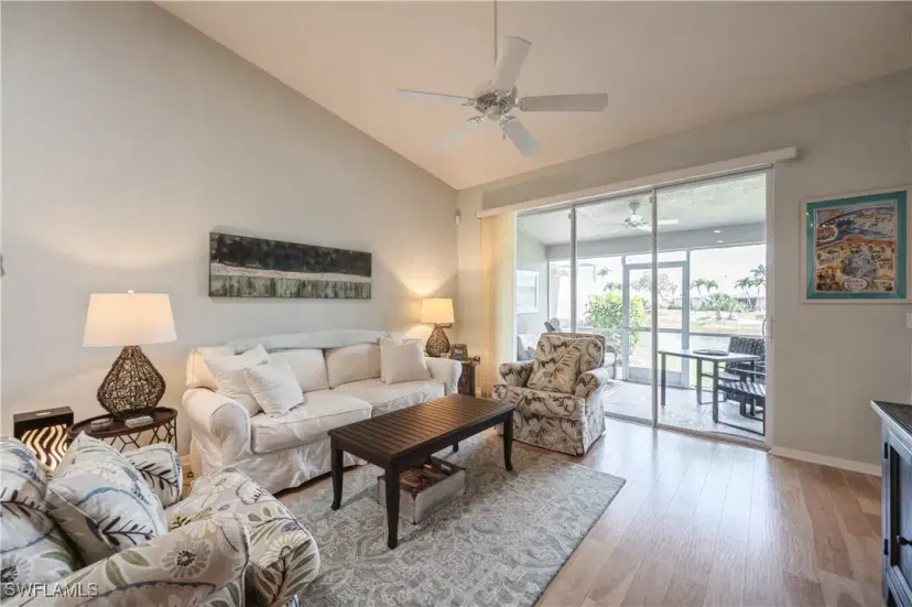 Picture of 6171 Mandalay Cir 28, Naples FL 34112