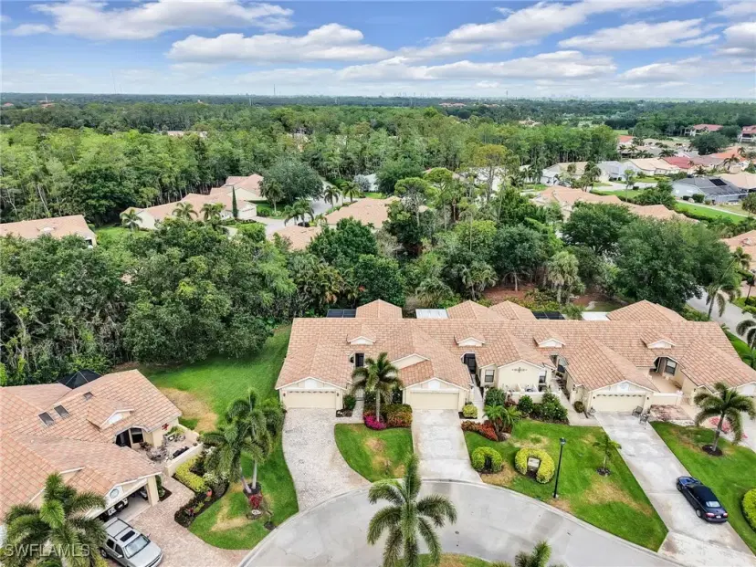 Picture of 28796 Hunters Ct, Bonita Springs FL 34135