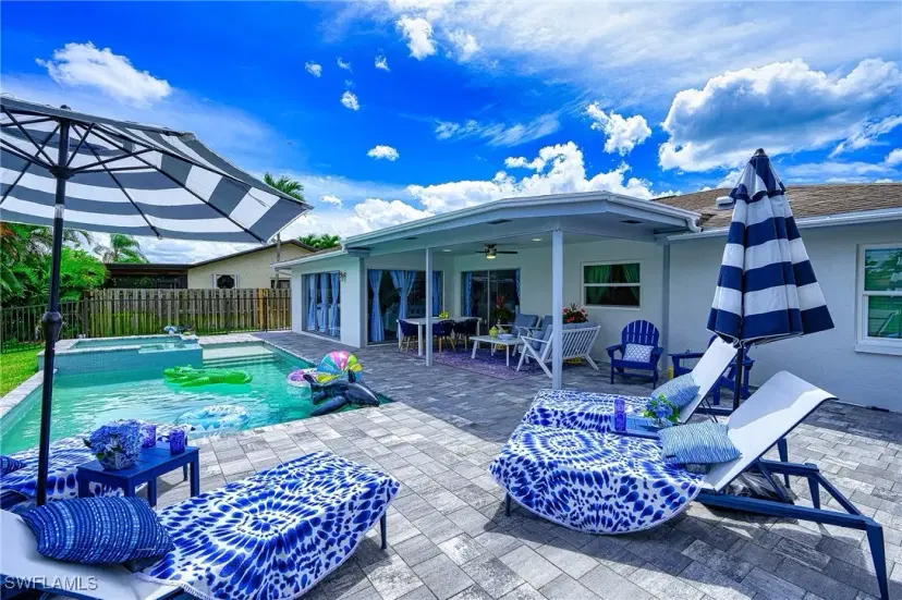 Picture of 1618 Forest Lakes Blvd, Naples FL 34105