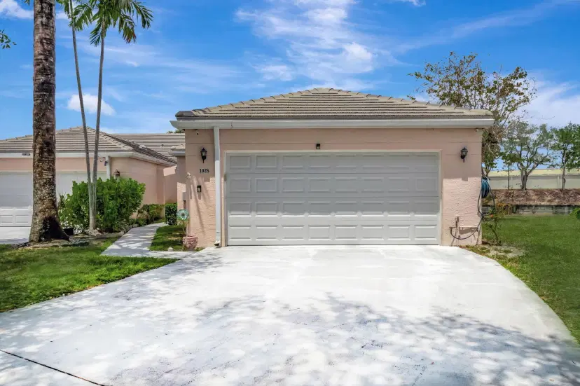 Picture of 1028 Island Manor Drive, Greenacres FL 33413