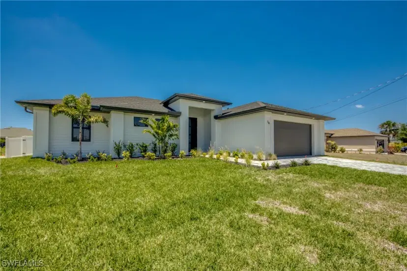 Picture of 10 NW 13Th Pl, Cape Coral FL 33993