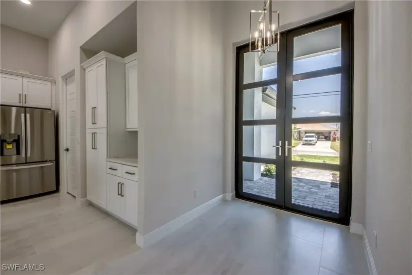 Picture of 10 NW 13Th Pl, Cape Coral FL 33993