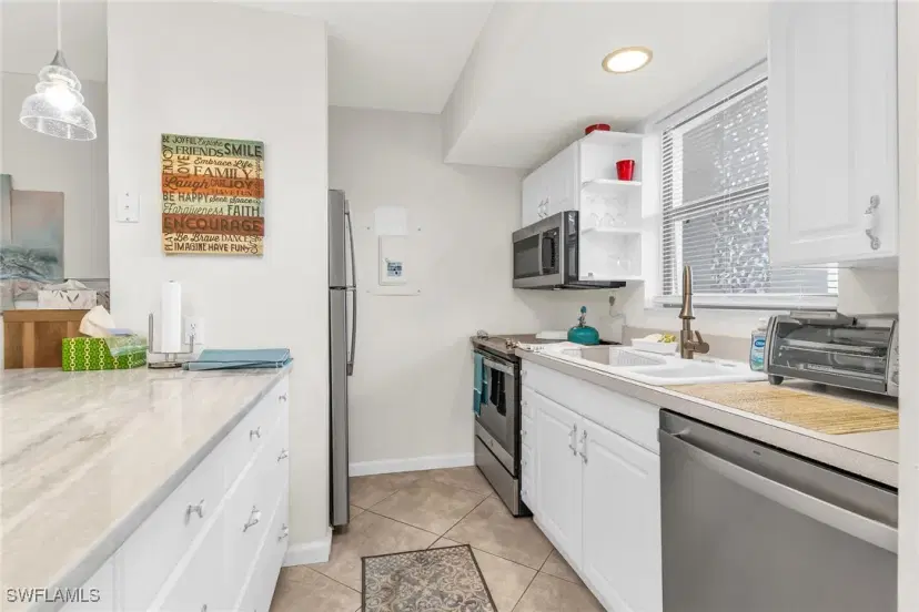 Picture of 1011 Anglers Cv H205, Marco Island FL 34145