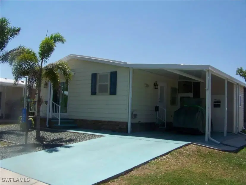 Picture of 132 Burnt Store Rd 132, Punta Gorda FL 33955