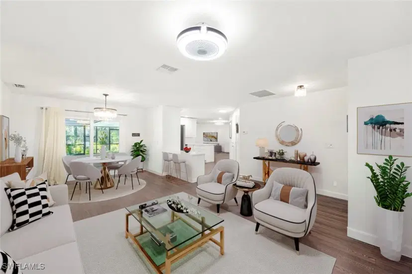 Picture of 6012 Perthshire Ln, Fort Myers FL 33908