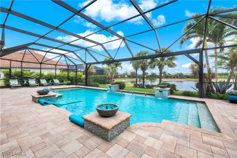 Picture of 9052 Graphite Cir, Naples FL 34120