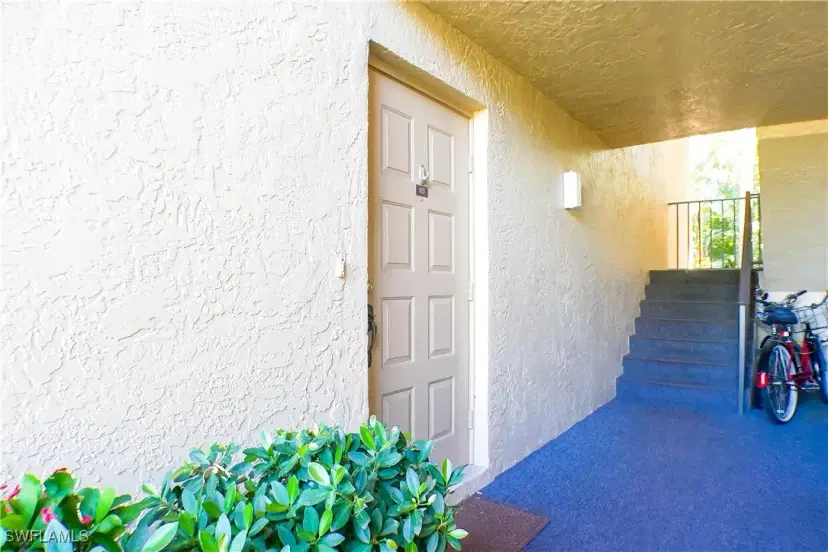 Picture of 7116 Lakeridge Ct 103, Fort Myers FL 33907