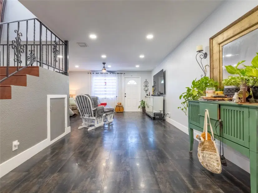 Picture of 2200 Monroe St 34, Hollywood FL 33020