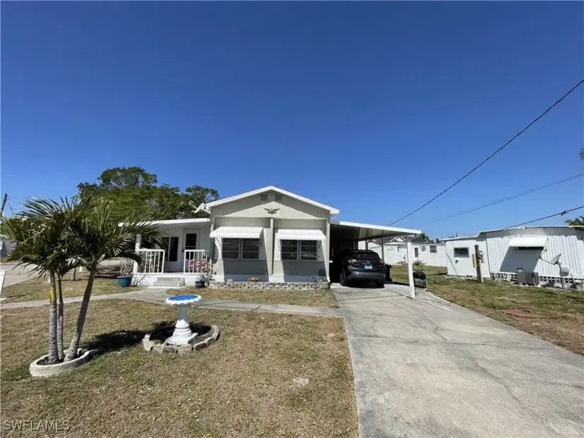 Picture of 123 Flame Ln, North Fort Myers, FL 33917