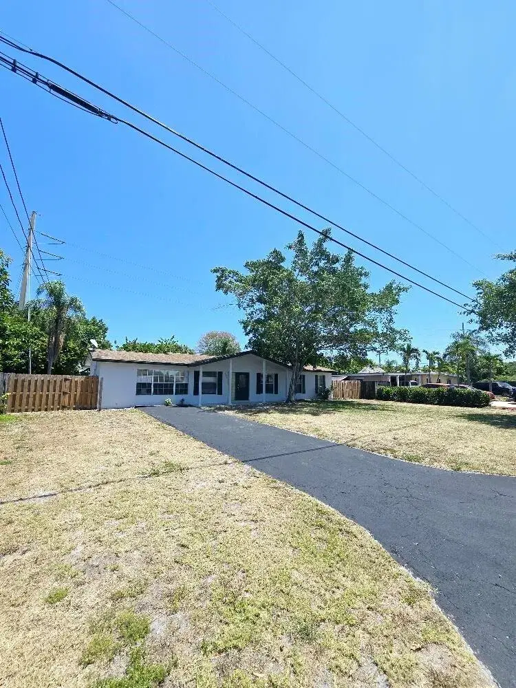 Picture of 6952 Tradewind Drive, Lake Worth FL 33462