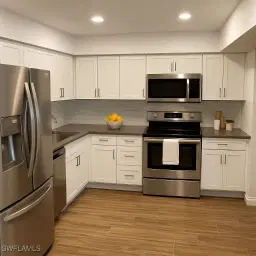 Picture of 428 Meadowlark Ln A, Naples, FL 34105
