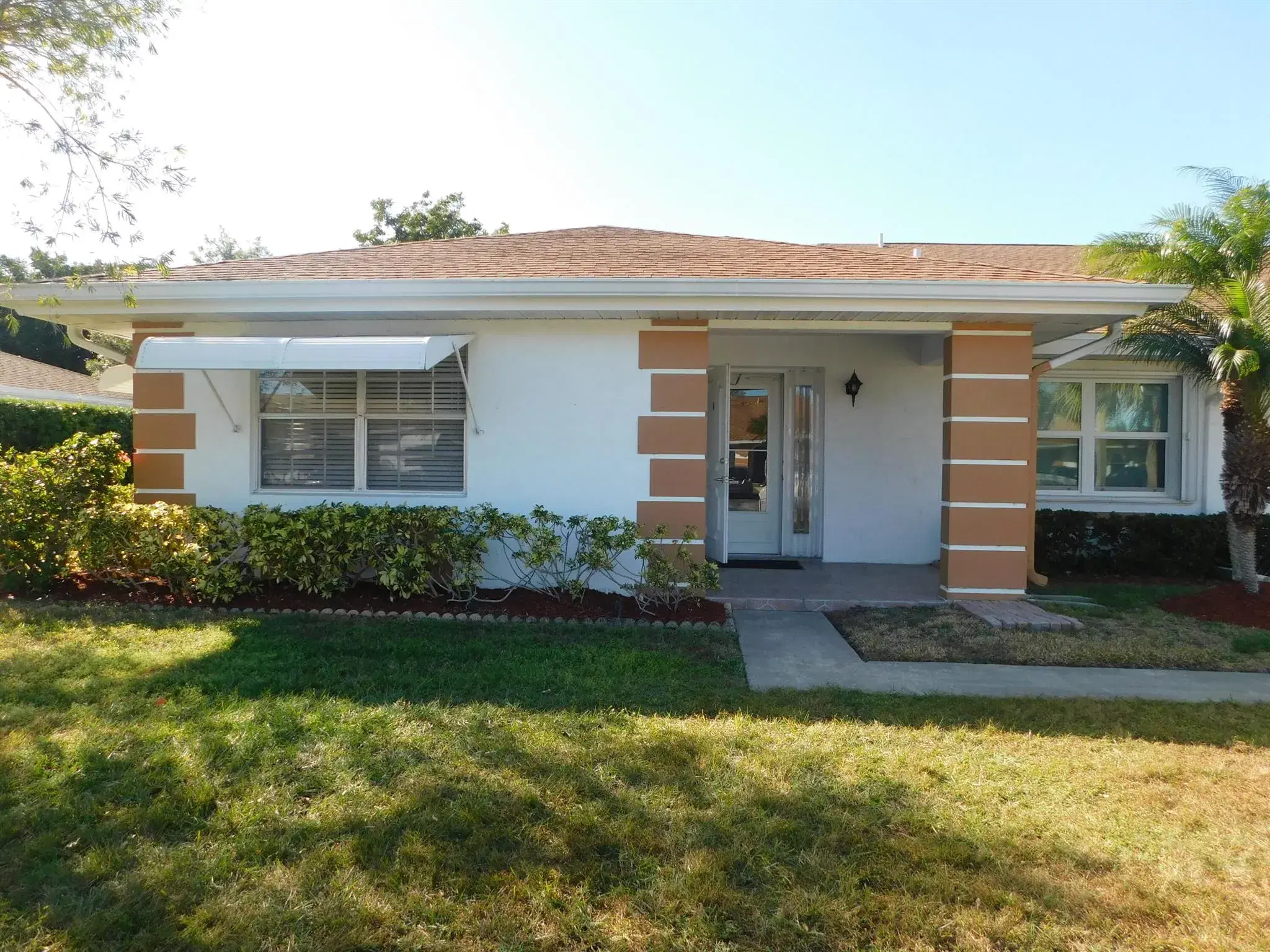 Picture of 317 Colony Lane A, Fort Pierce, FL 34950