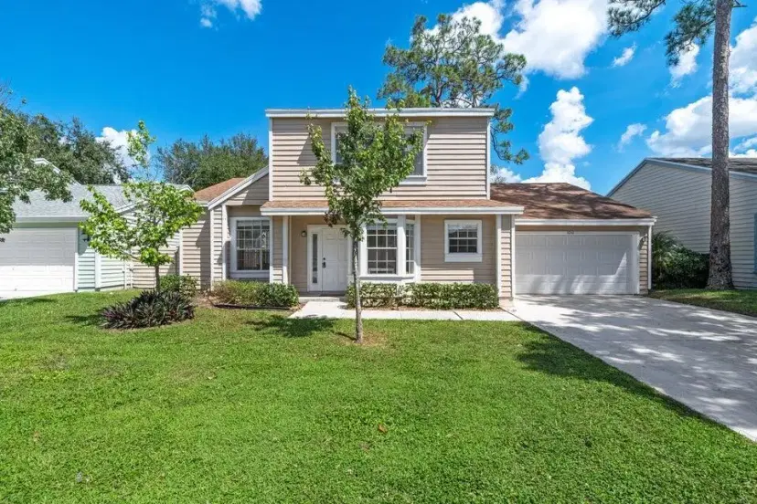 Picture of 1050 Aviary Road, Wellington FL 33414