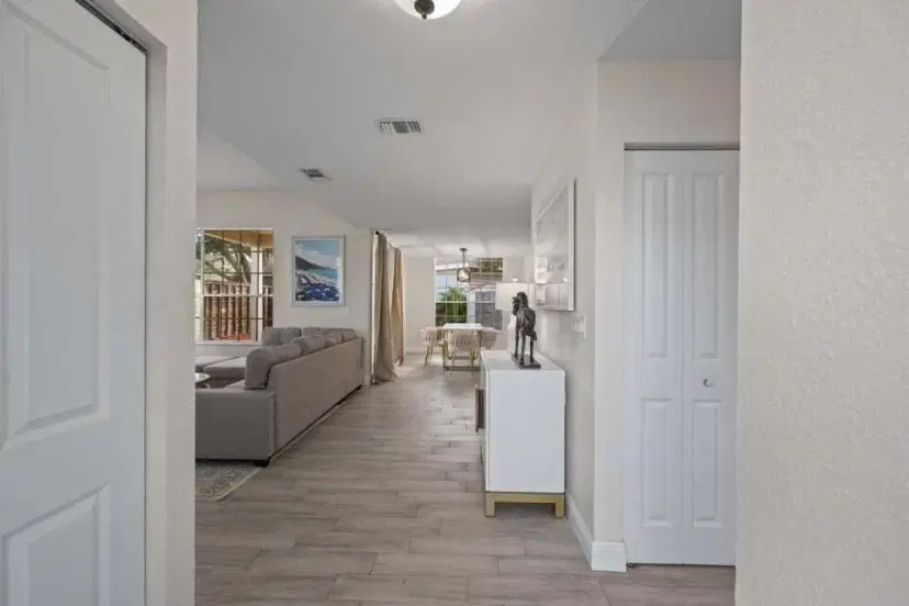Picture of 1050 Aviary Road, Wellington FL 33414