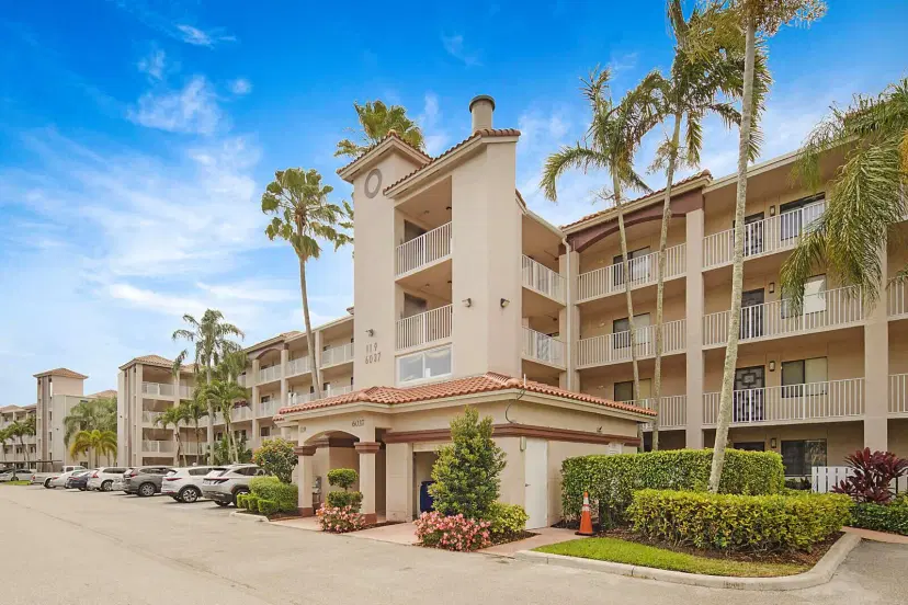 Picture of 6037 Pointe Regal Circle 401, Delray Beach FL 33484
