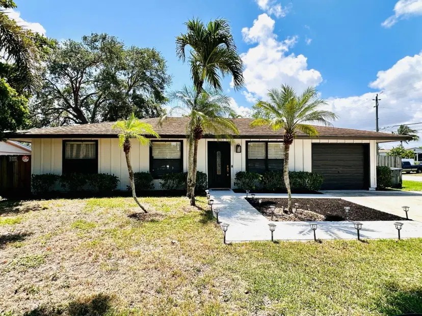 Picture of 3390 Artesian Dr, Lake Worth FL 33462