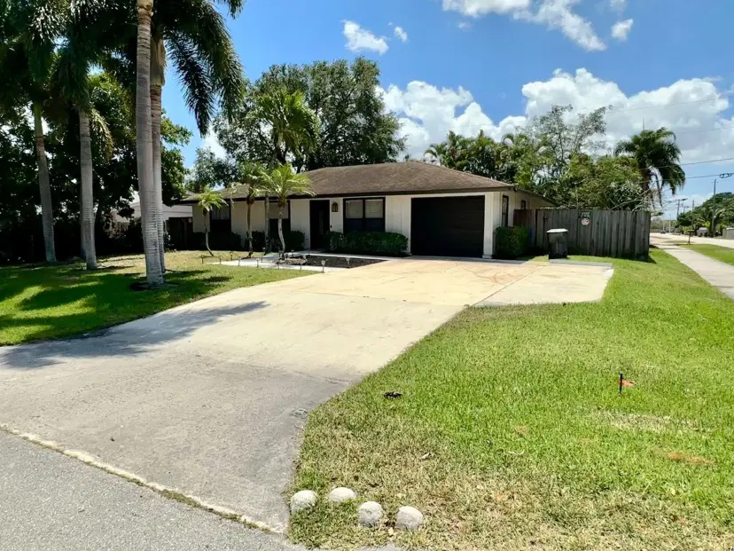 Picture of 3390 Artesian Dr, Lake Worth FL 33462