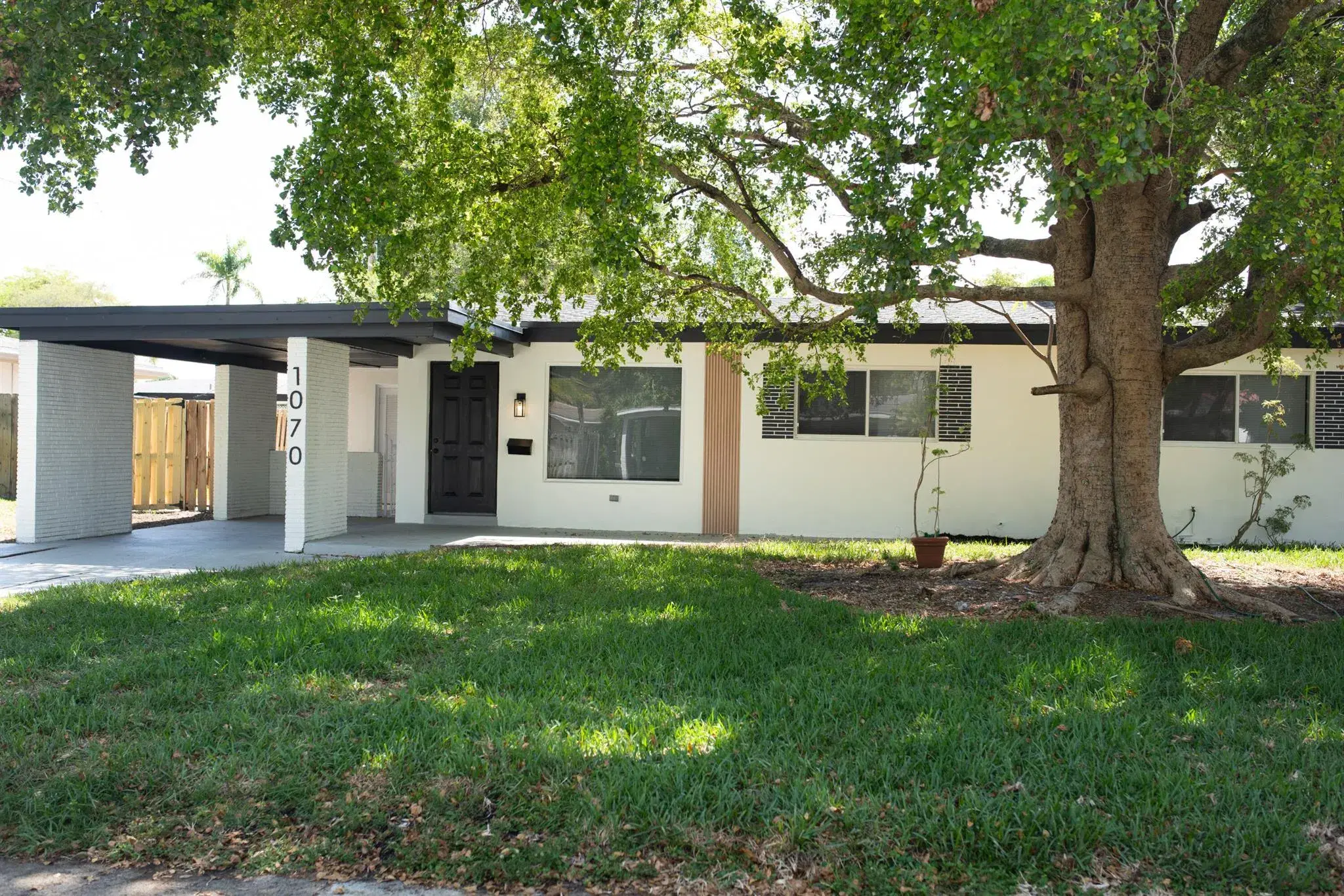 Picture of 1070 SW 4Th Avenue, Pompano Beach, FL 33060