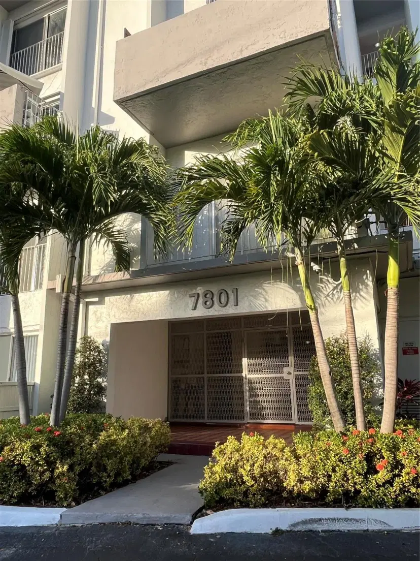 Picture of 7801 NE 4Th Ct 109, Miami FL 33138