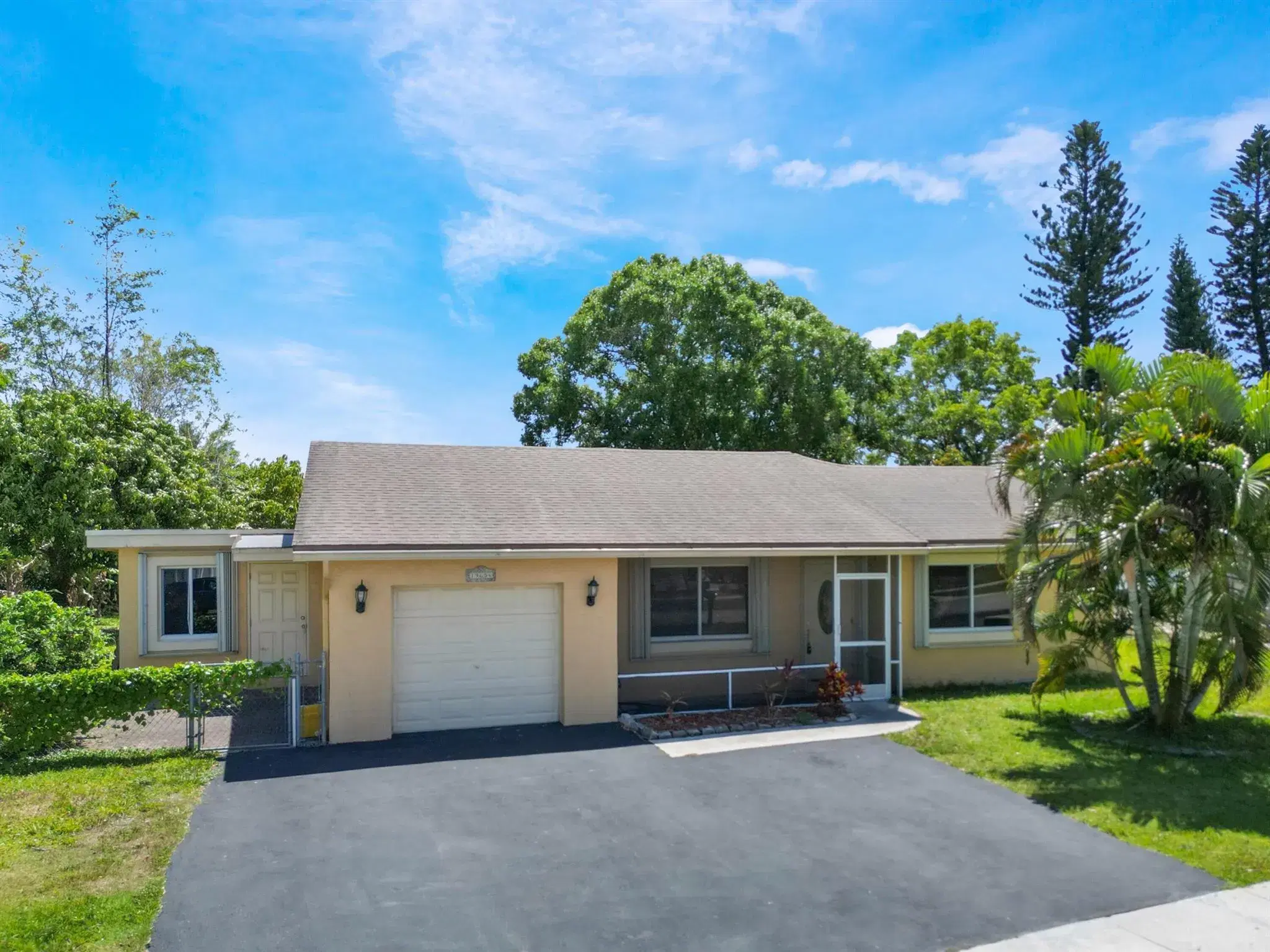Picture of 19654 Colorado Circle, Boca Raton, FL 33434
