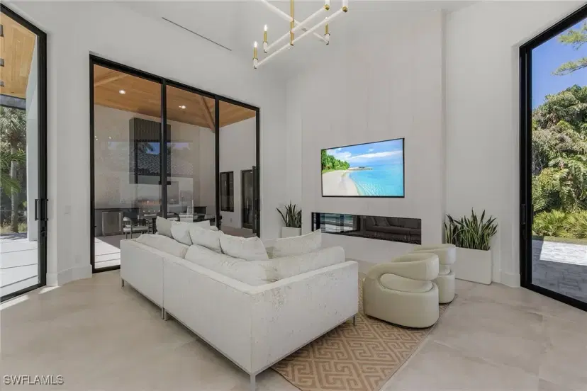 Picture of 4565 Brynwood Dr, Naples FL 34119