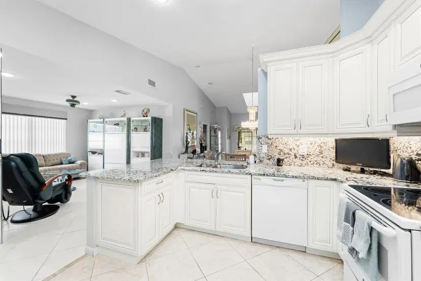 Picture of 6339 Mill Pointe Circle, Delray Beach, FL 33484