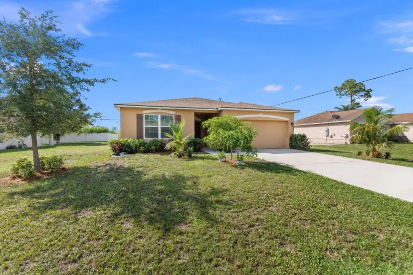 Picture of 950 SW Longfellow Road, Port St Lucie FL 34953