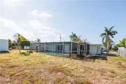 Picture of 1744 W Bluewater Ter, North Fort Myers, FL 33903