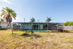 Picture of 1744 W Bluewater Ter, North Fort Myers, FL 33903