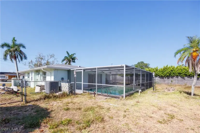 Picture of 1744 W Bluewater Ter, North Fort Myers FL 33903