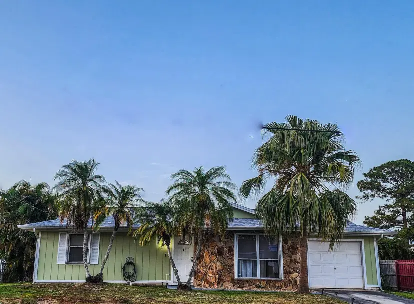 Picture of 1831 SW Notre Dame Avenue, Port St Lucie FL 34953